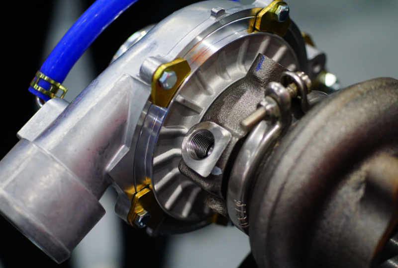 You are currently viewing Optimisez les performances de votre moteur: Tout savoir sur le changement Turbocompresseur